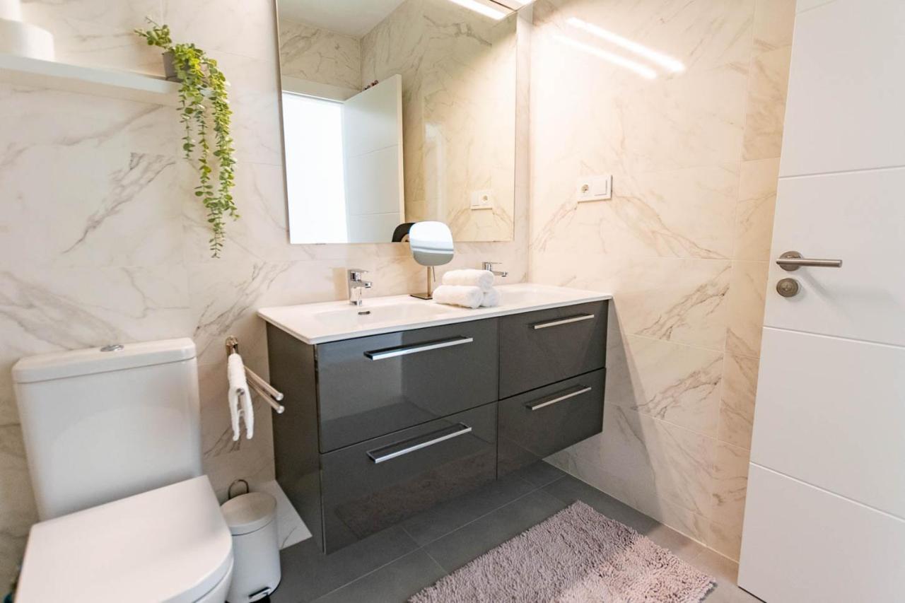 Casa Roman New Apartment At Baviera Golf Малага Екстериор снимка